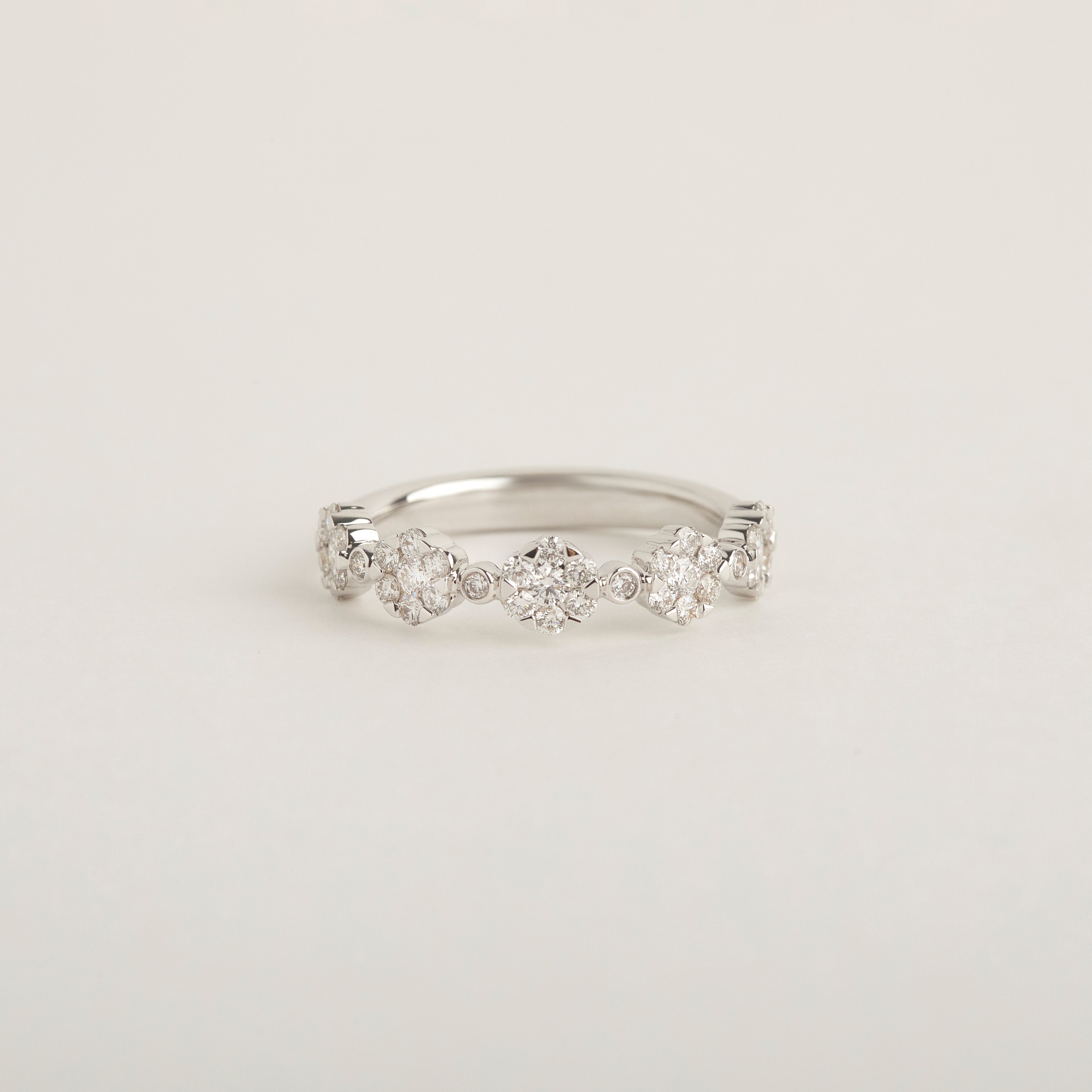 ROSETA HALF ETERNITY RING